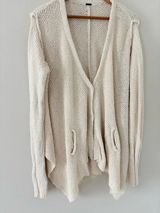 Free People Baja Circle Back Shark Hem Cardigan Cream Snap Front Size Large - Picture 5 of 12